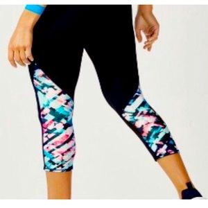 3/$50 Polly 3/4 leggings pocket Power Hold